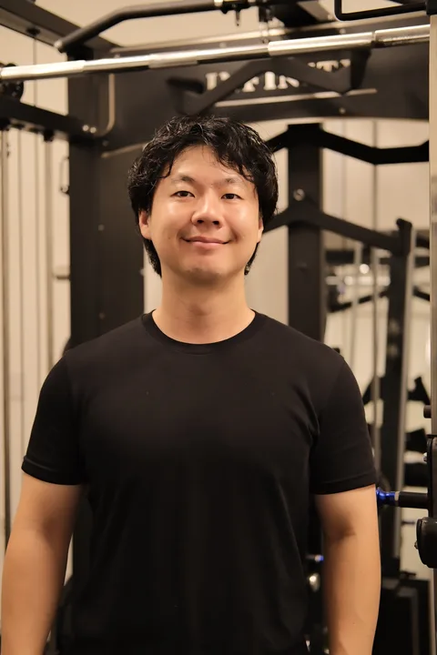 この記事の執筆者・トレーナーの狩野宏多